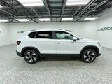 2025 Volkswagen Taos SE Oshkosh WI