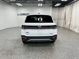 2025 Volkswagen Taos SE Oshkosh WI