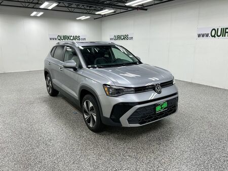 Volkswagen Taos SE 2025