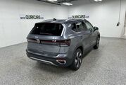 2025 Volkswagen Taos SE Oshkosh WI
