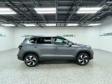 2025 Volkswagen Taos SE Oshkosh WI