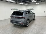 2025 Volkswagen Taos SE Oshkosh WI