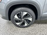 2025 Volkswagen Taos SE Oshkosh WI