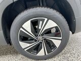 2025 Volkswagen Taos SE Oshkosh WI