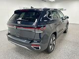 2025 Volkswagen Taos SE Oshkosh WI