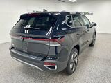 2025 Volkswagen Taos SE Oshkosh WI