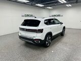 2025 Volkswagen Taos SE Oshkosh WI