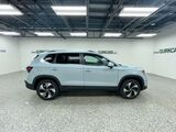 2025 Volkswagen Taos SE Oshkosh WI
