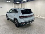 2025 Volkswagen Taos SE Oshkosh WI