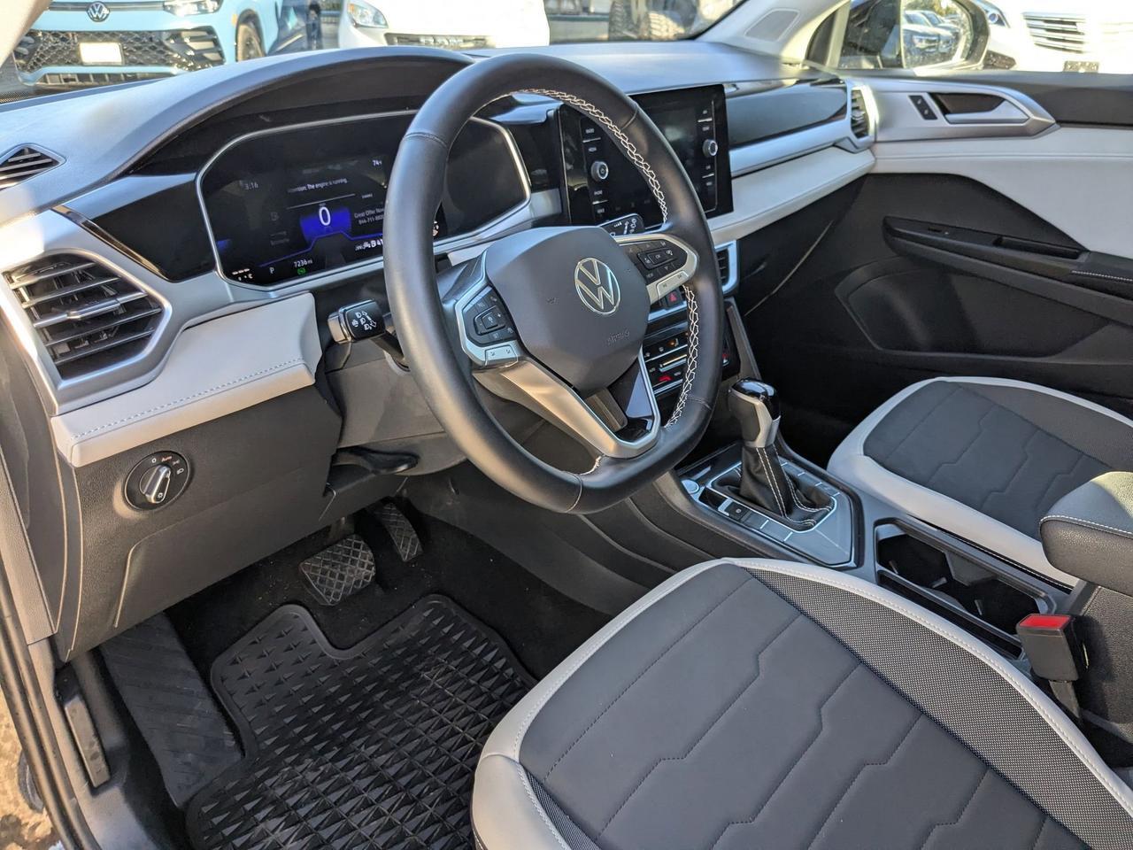 2025 Volkswagen Taos SE San Antonio TX