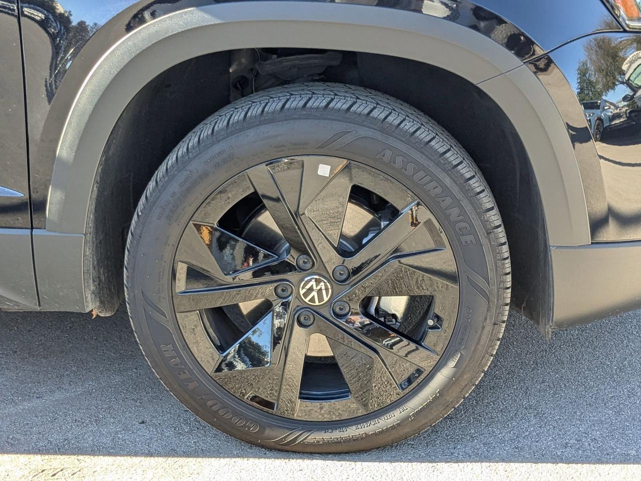 2025 Volkswagen Taos SE San Antonio TX