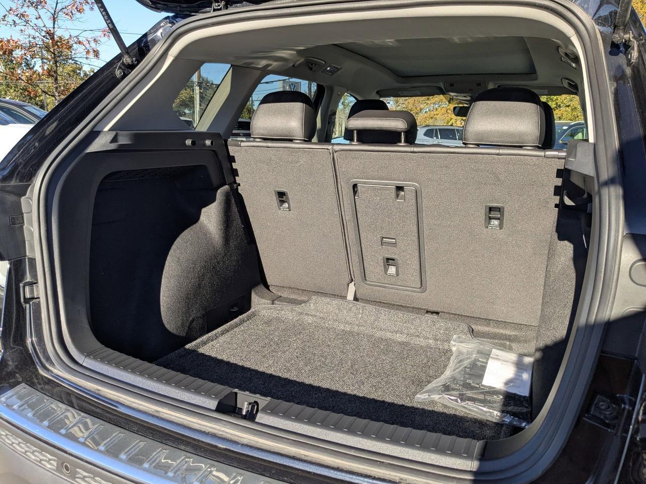 2025 Volkswagen Taos SE San Antonio TX