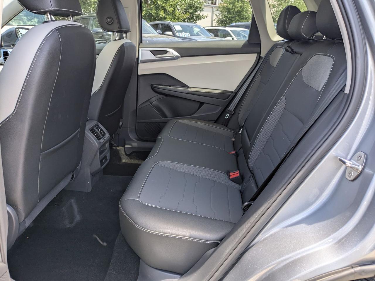 2025 Volkswagen Taos SE San Antonio TX