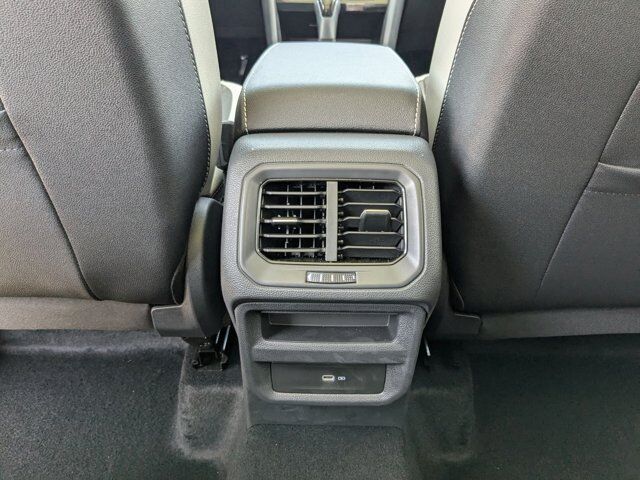2025 Volkswagen Taos SE San Antonio TX