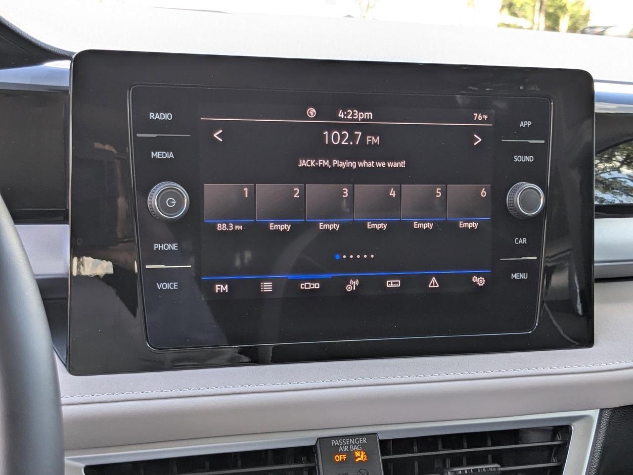 2025 Volkswagen Taos SE San Antonio TX