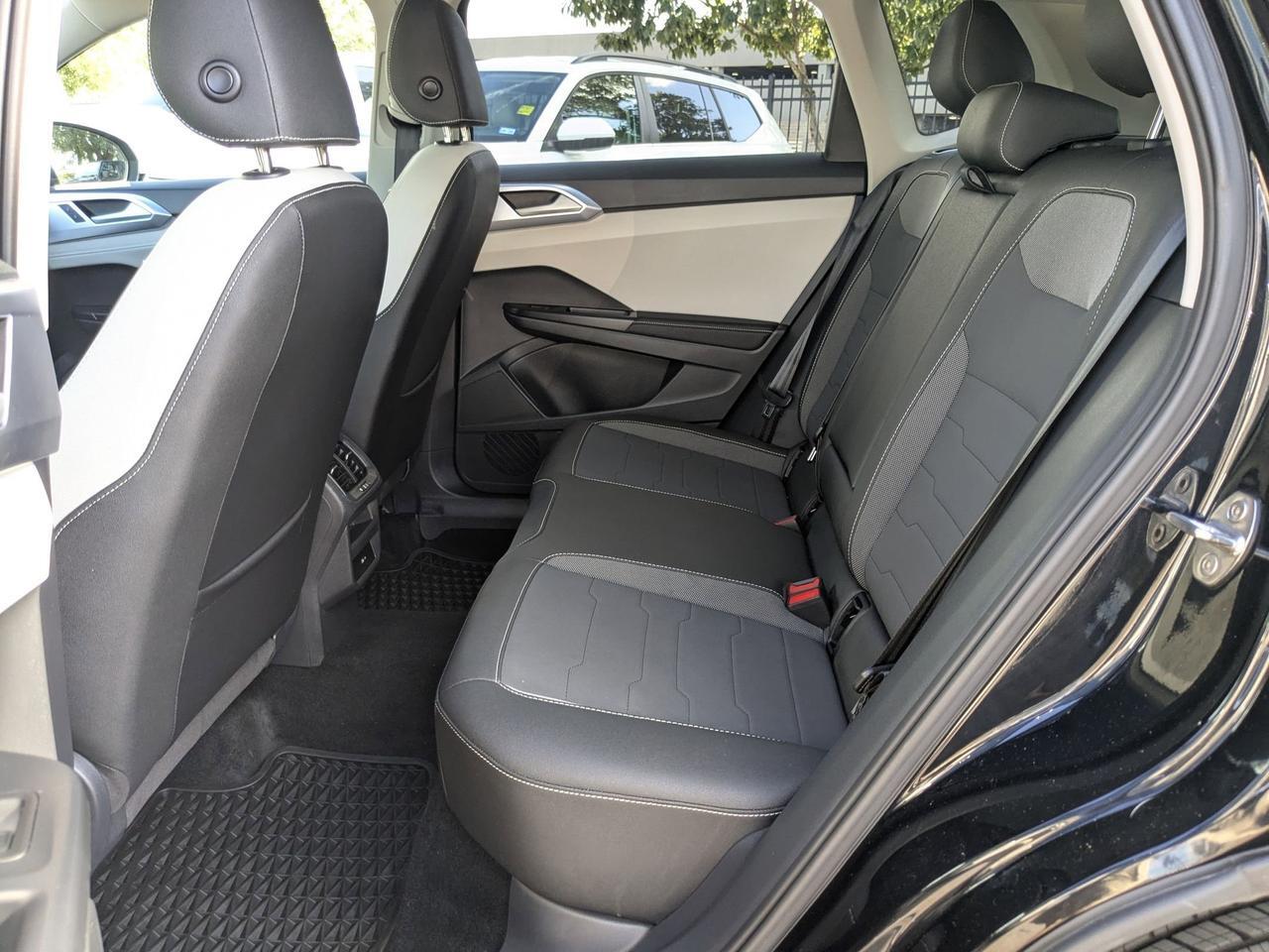 2025 Volkswagen Taos SE San Antonio TX