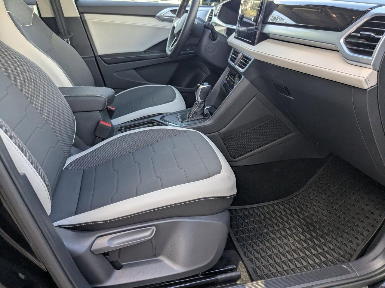 2025 Volkswagen Taos SE San Antonio TX