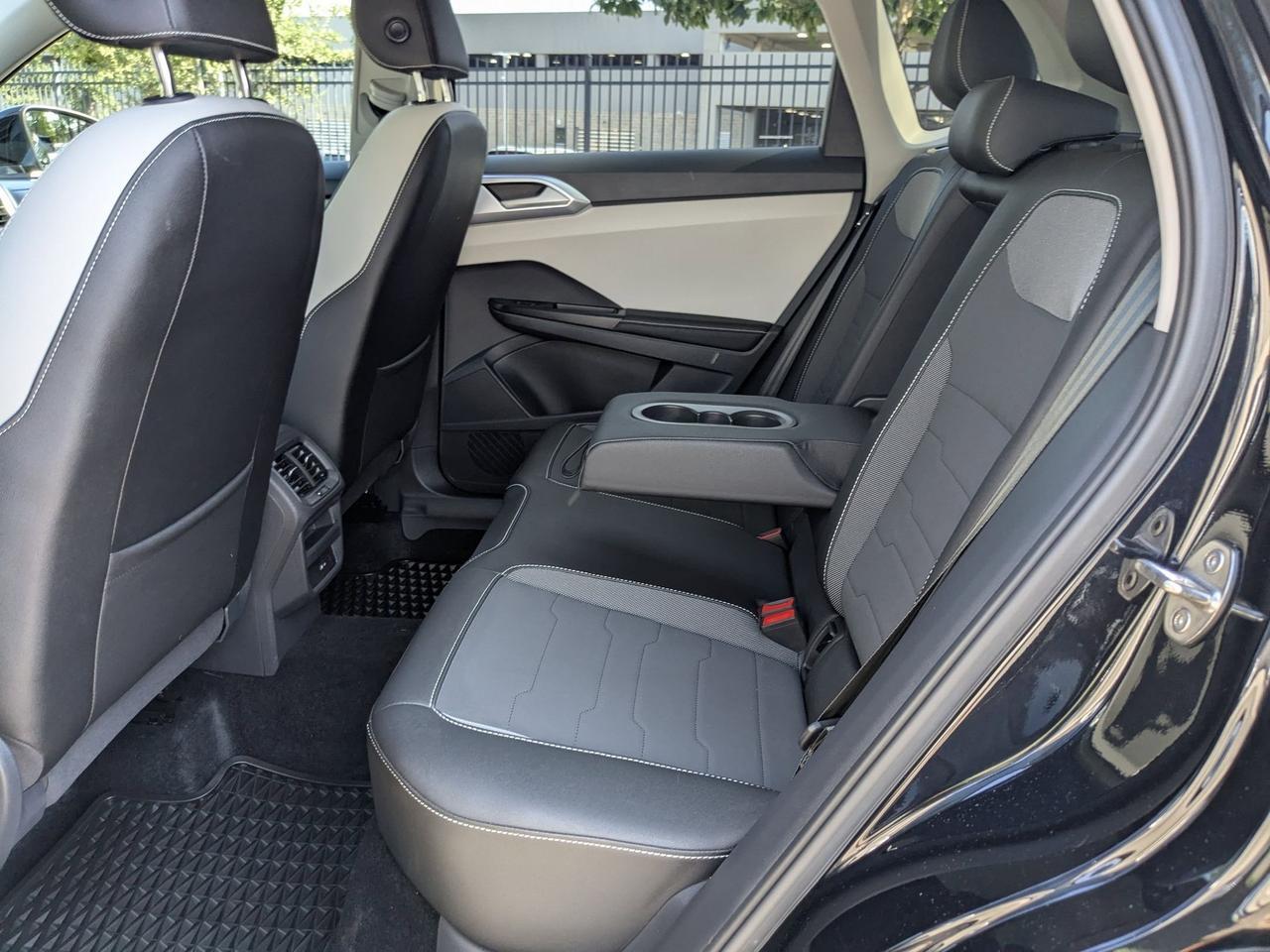 2025 Volkswagen Taos SE San Antonio TX