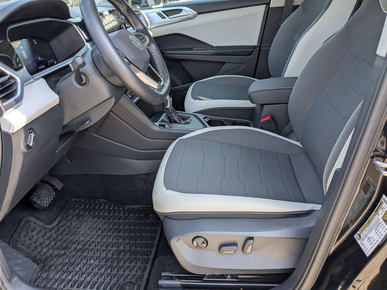 2025 Volkswagen Taos SE San Antonio TX