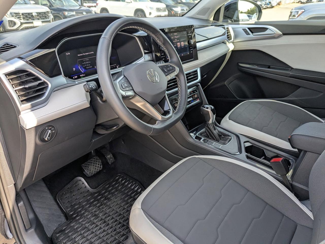 2025 Volkswagen Taos SE San Antonio TX