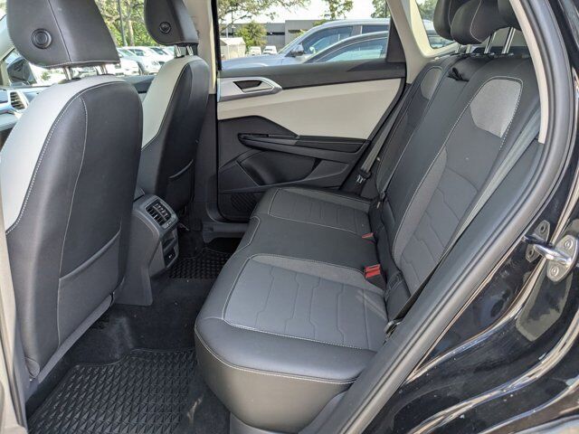 2025 Volkswagen Taos SE San Antonio TX