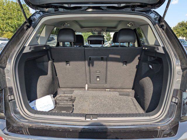 2025 Volkswagen Taos SE San Antonio TX
