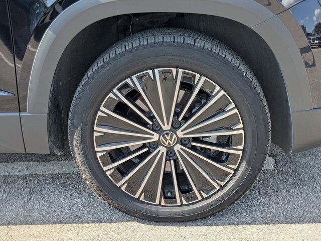 2025 Volkswagen Taos SE San Antonio TX