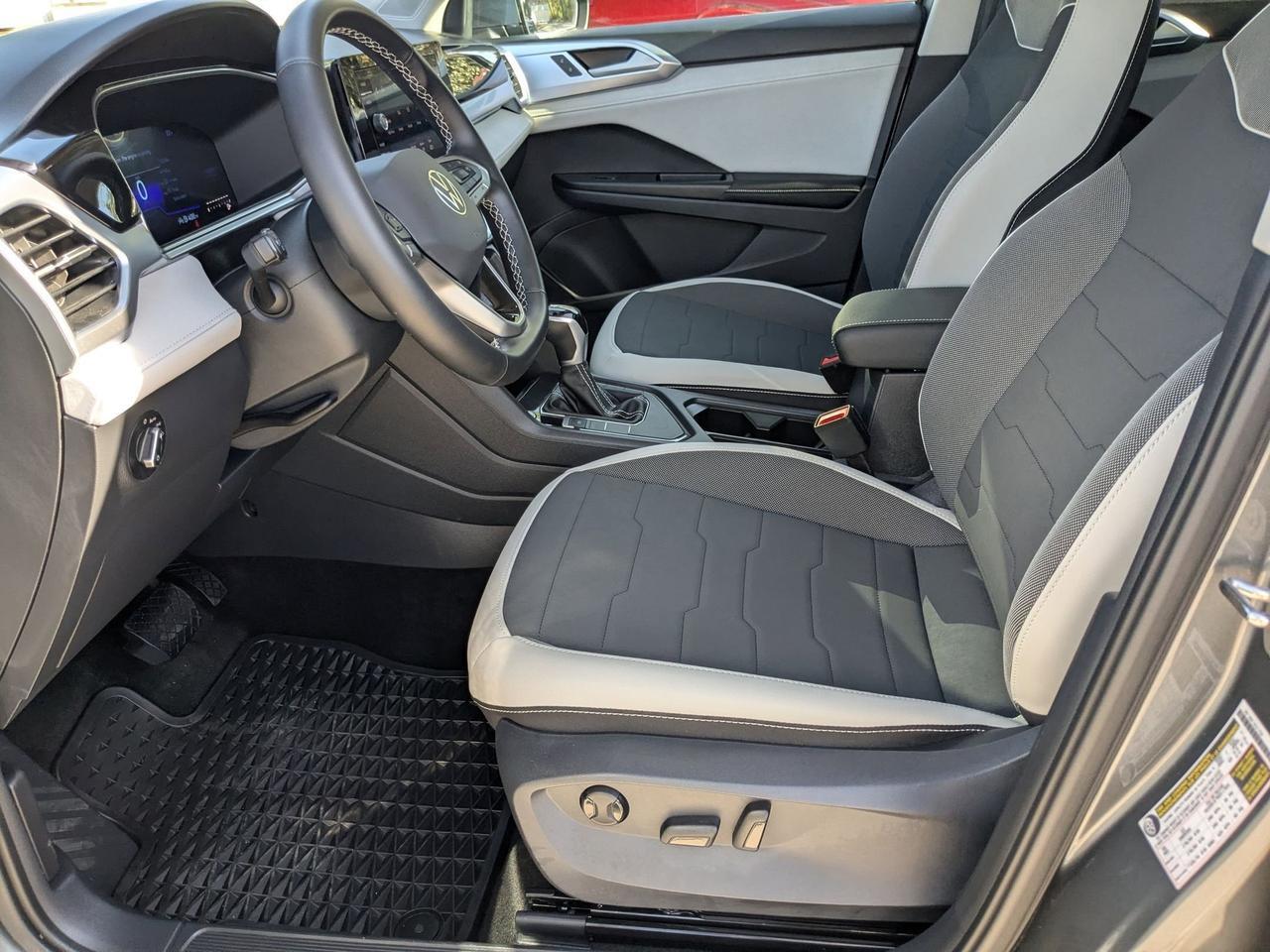2025 Volkswagen Taos SE San Antonio TX