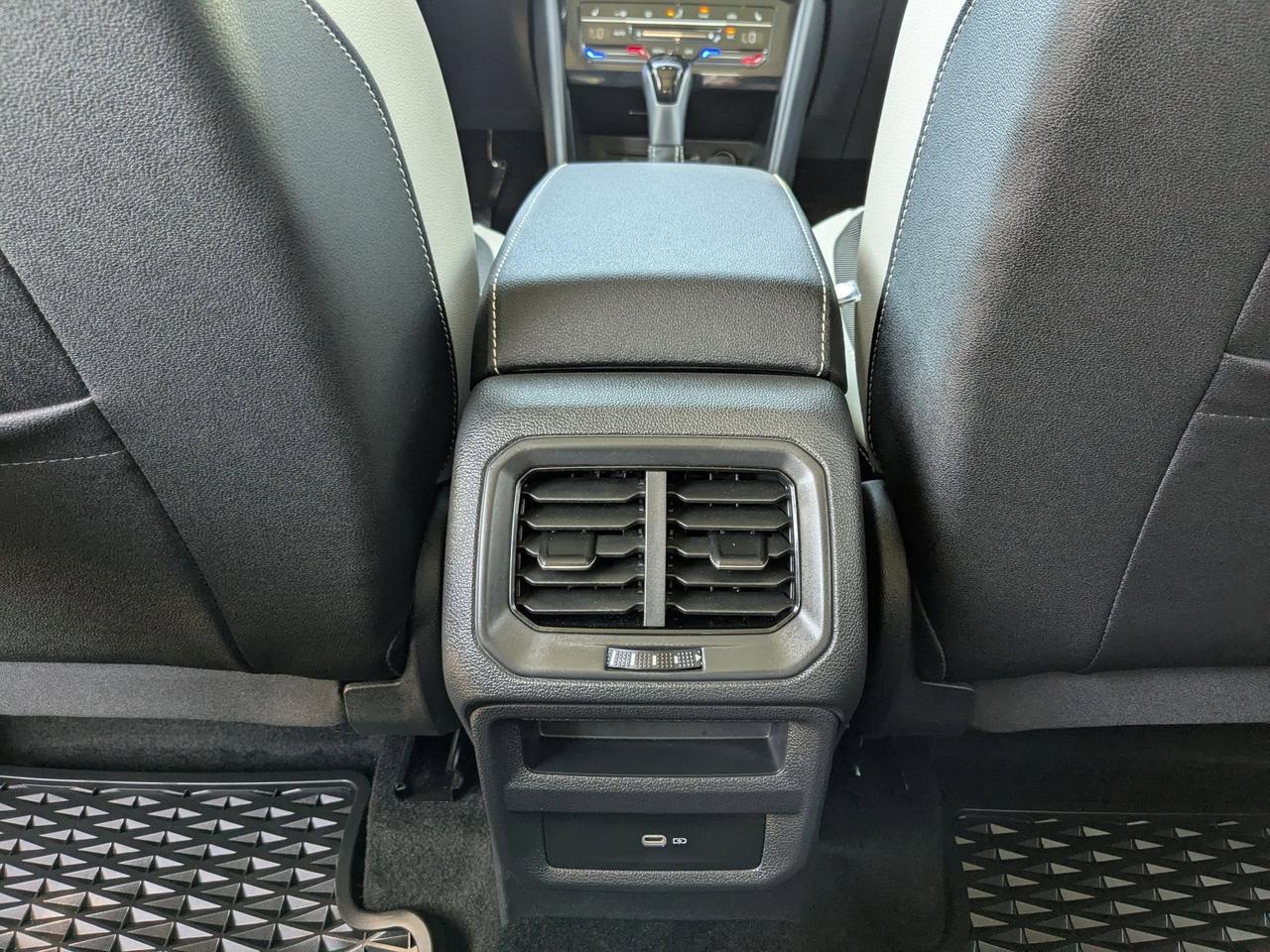 2025 Volkswagen Taos SE San Antonio TX