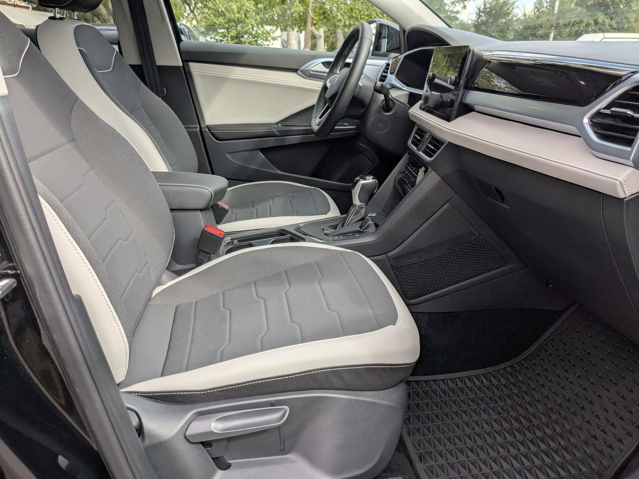 2025 Volkswagen Taos SE San Antonio TX