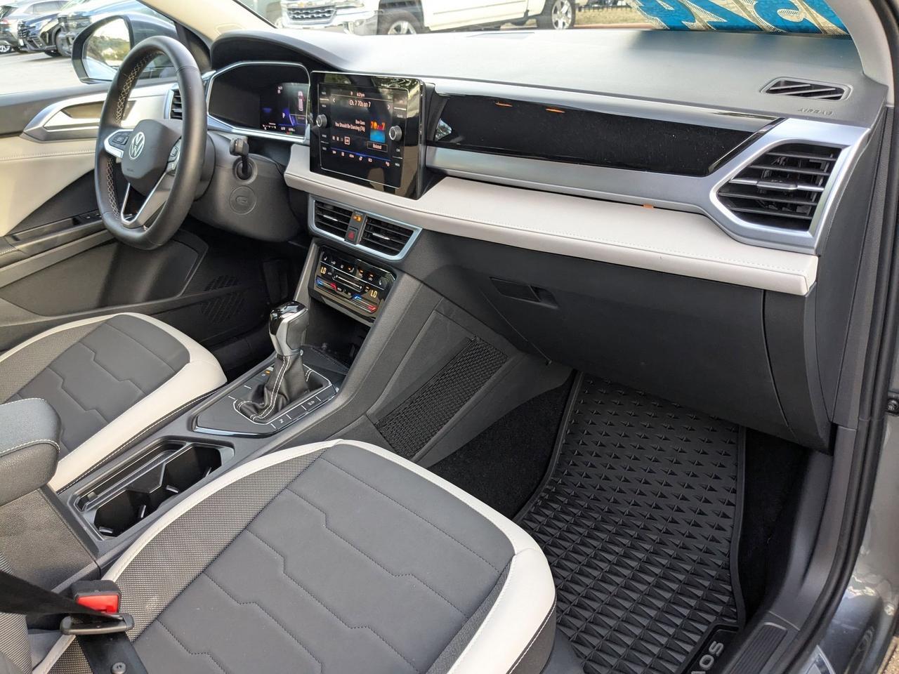 2025 Volkswagen Taos SE San Antonio TX