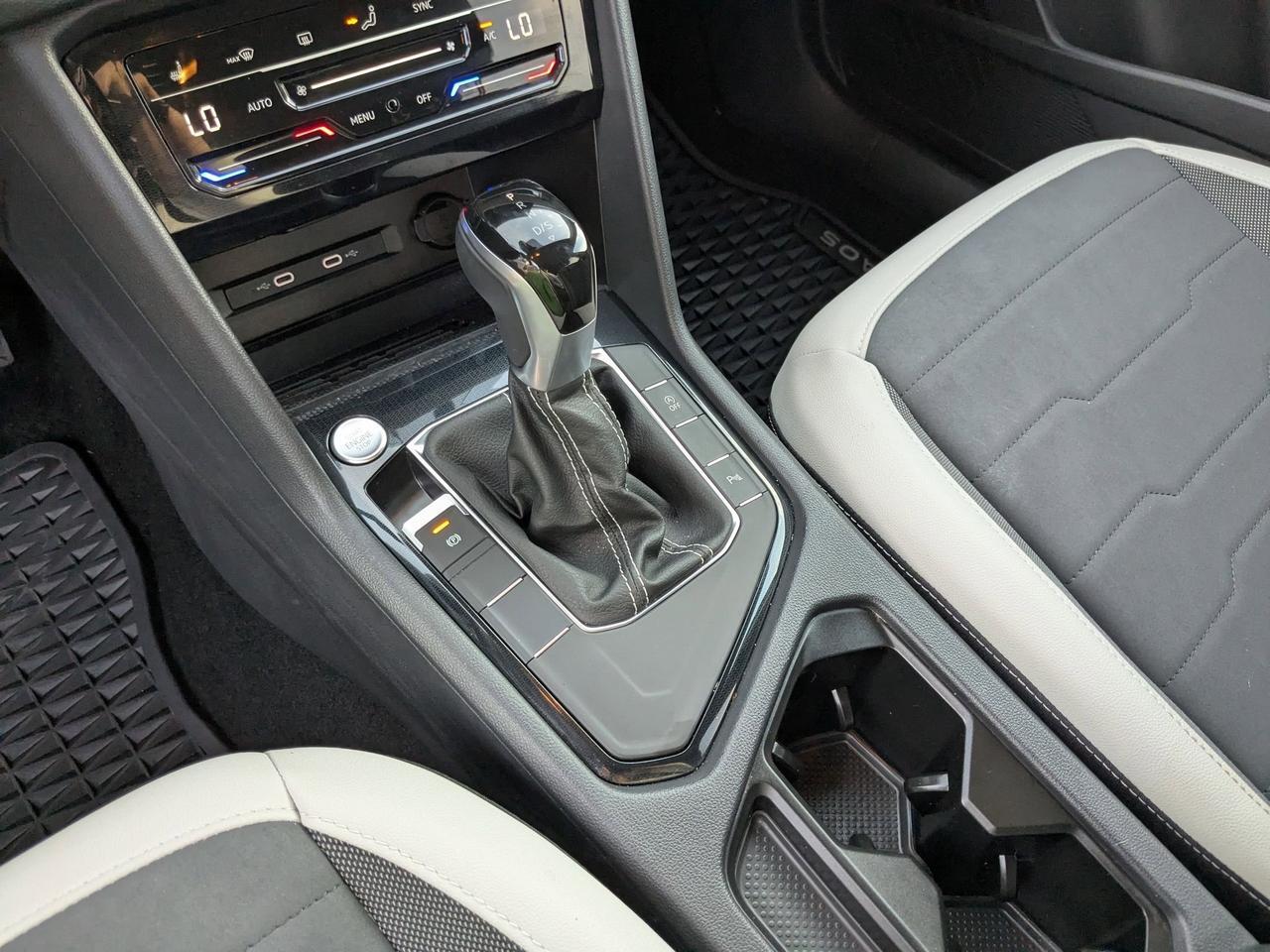 2025 Volkswagen Taos SE San Antonio TX