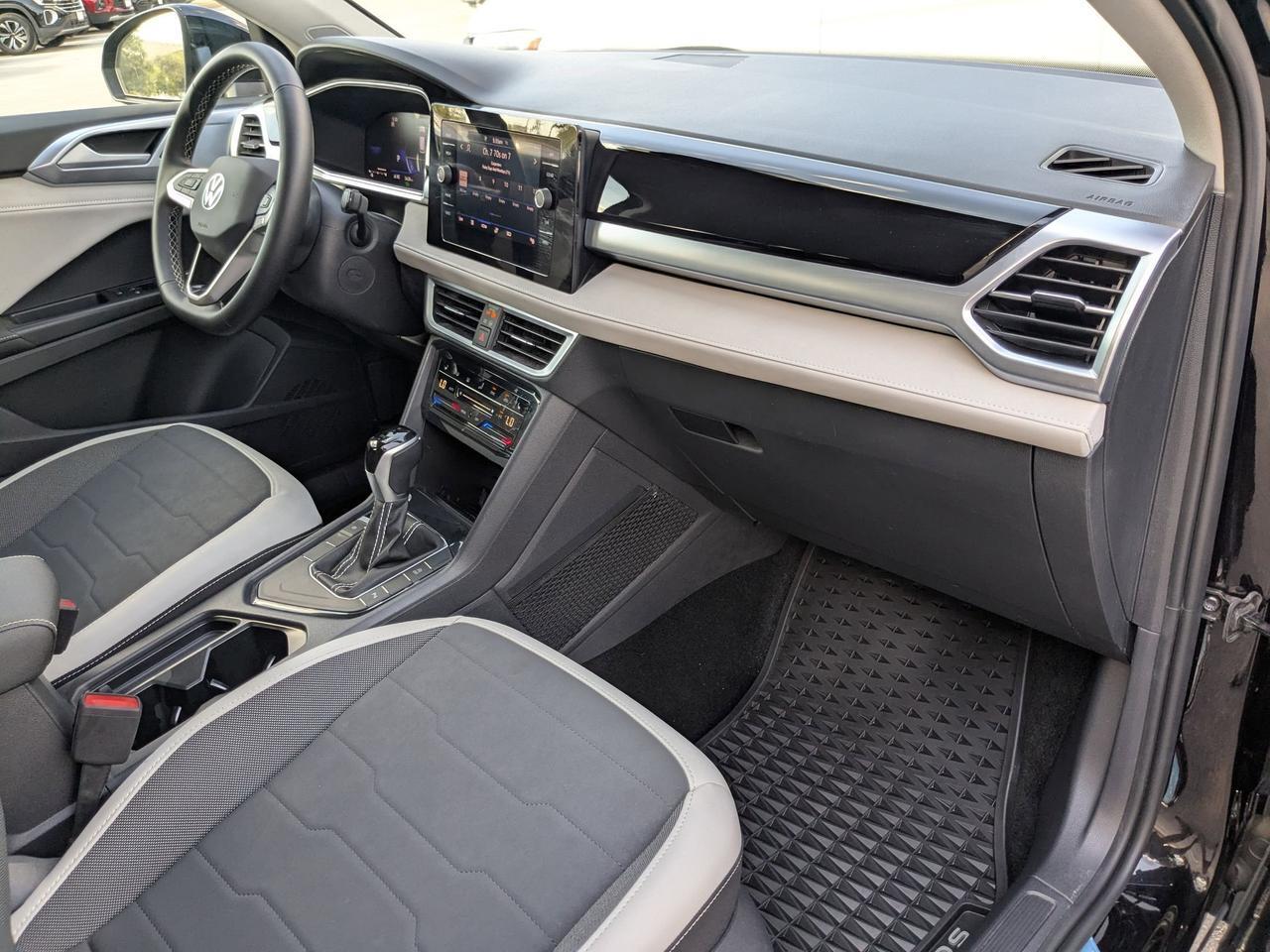 2025 Volkswagen Taos SE San Antonio TX