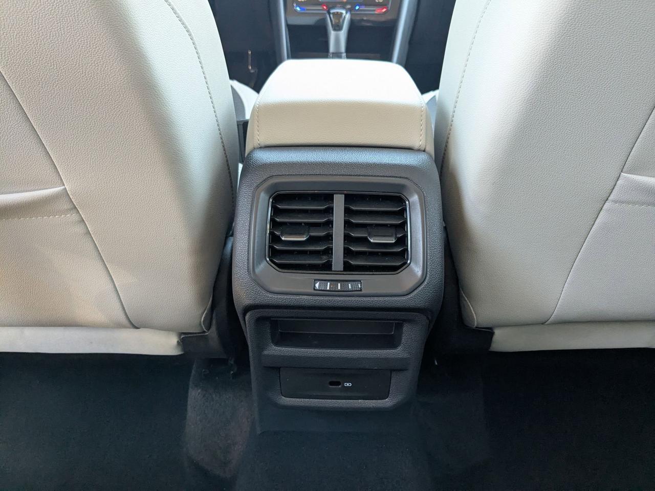 2025 Volkswagen Taos SE San Antonio TX