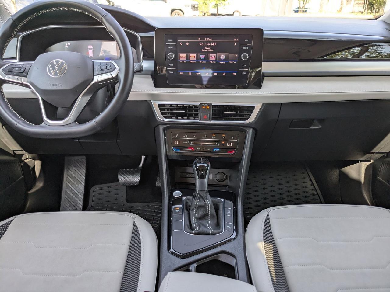 2025 Volkswagen Taos SE San Antonio TX