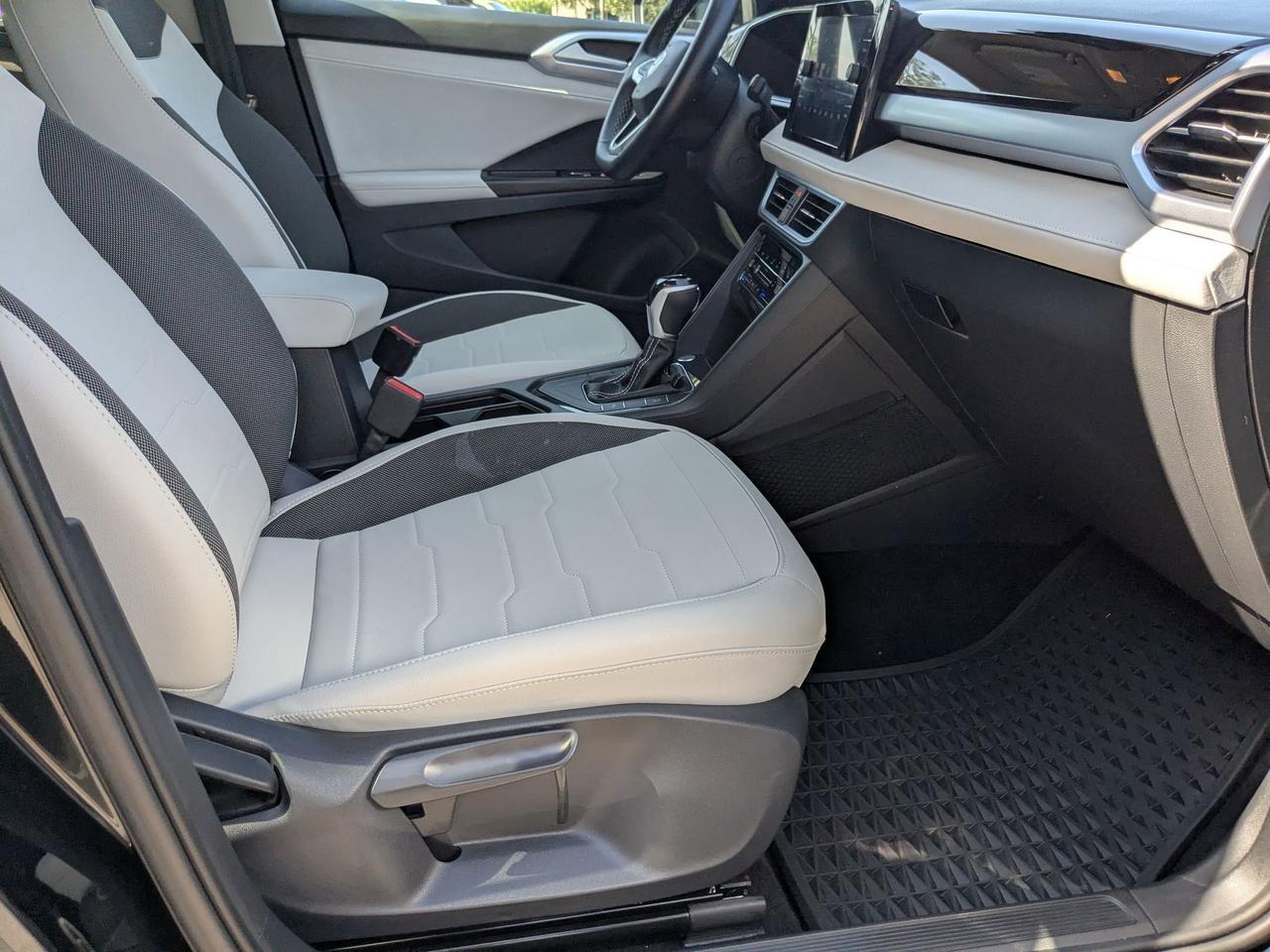 2025 Volkswagen Taos SE San Antonio TX