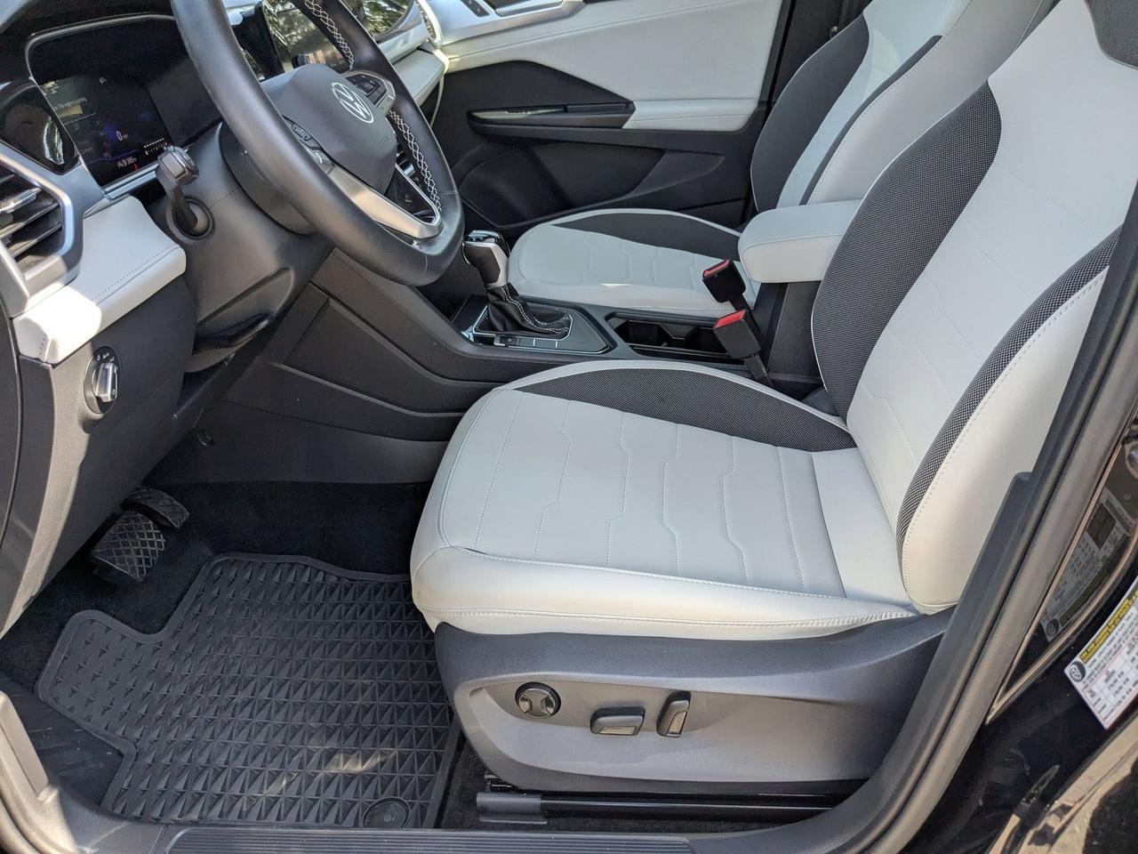 2025 Volkswagen Taos SE San Antonio TX