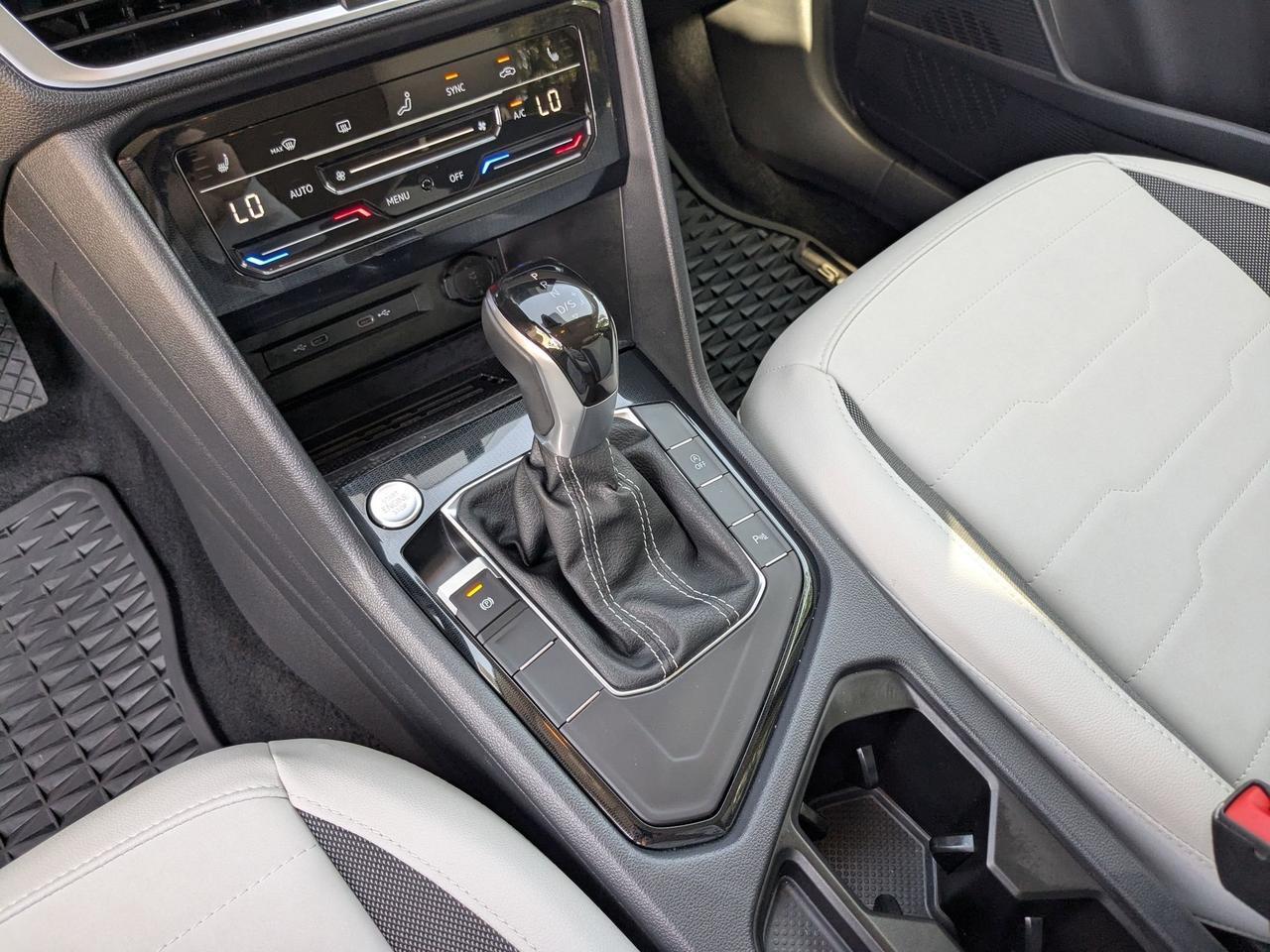 2025 Volkswagen Taos SE San Antonio TX