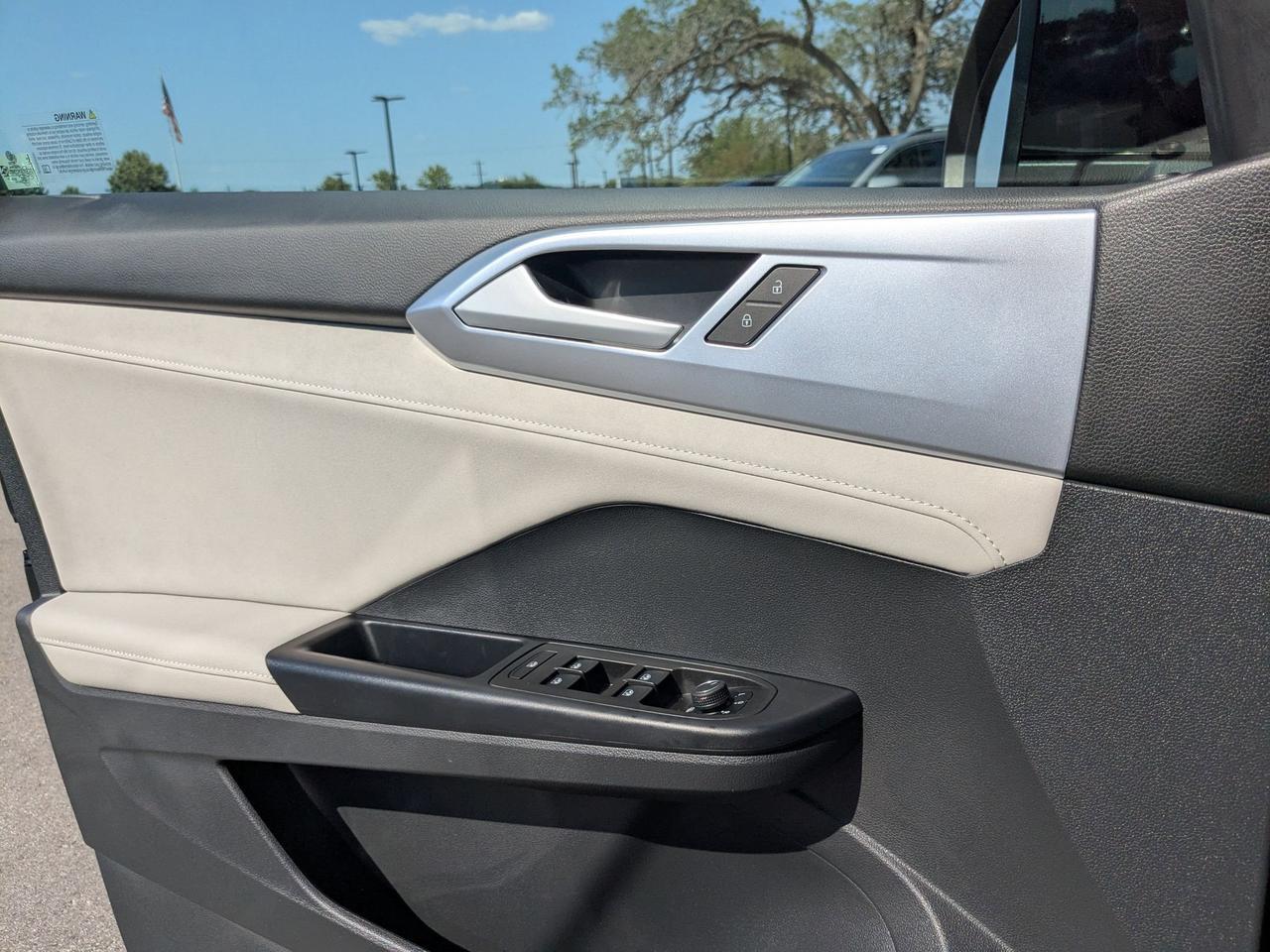 2025 Volkswagen Taos SE San Antonio TX