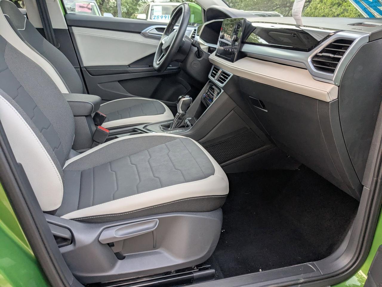 2025 Volkswagen Taos SE San Antonio TX