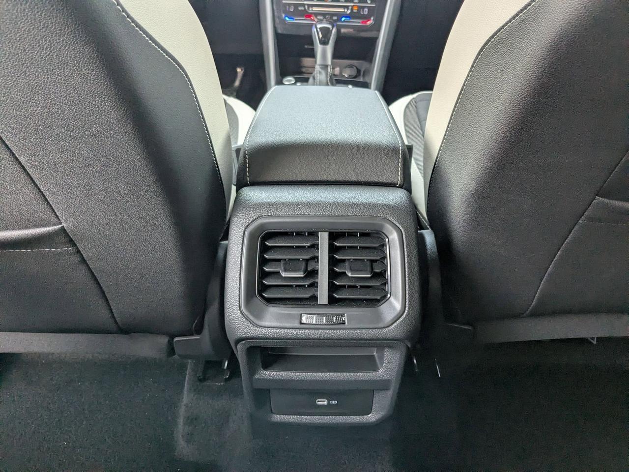 2025 Volkswagen Taos SE San Antonio TX