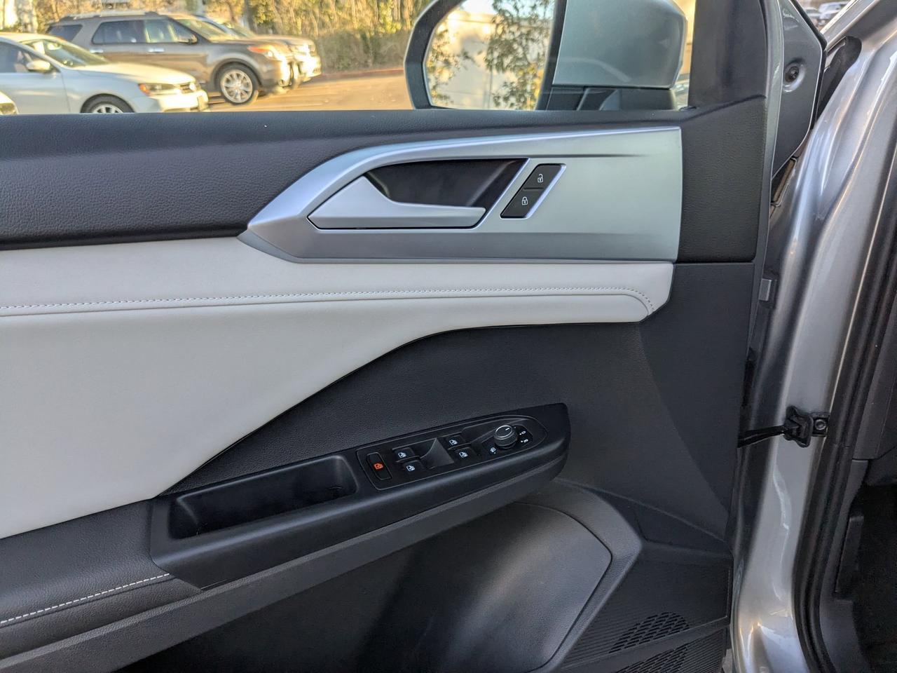 2025 Volkswagen Taos SE San Antonio TX