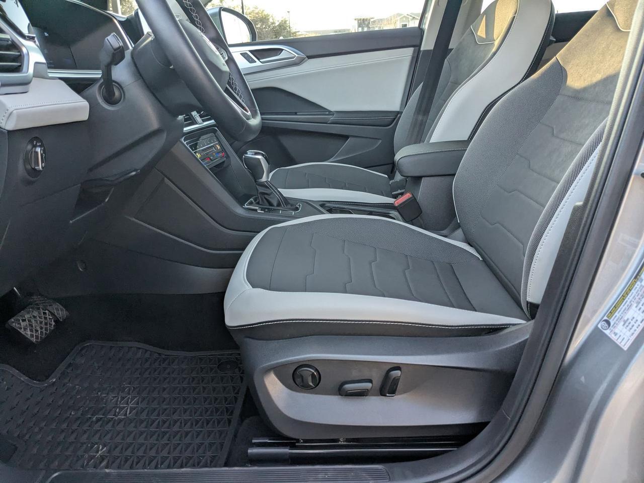 2025 Volkswagen Taos SE San Antonio TX