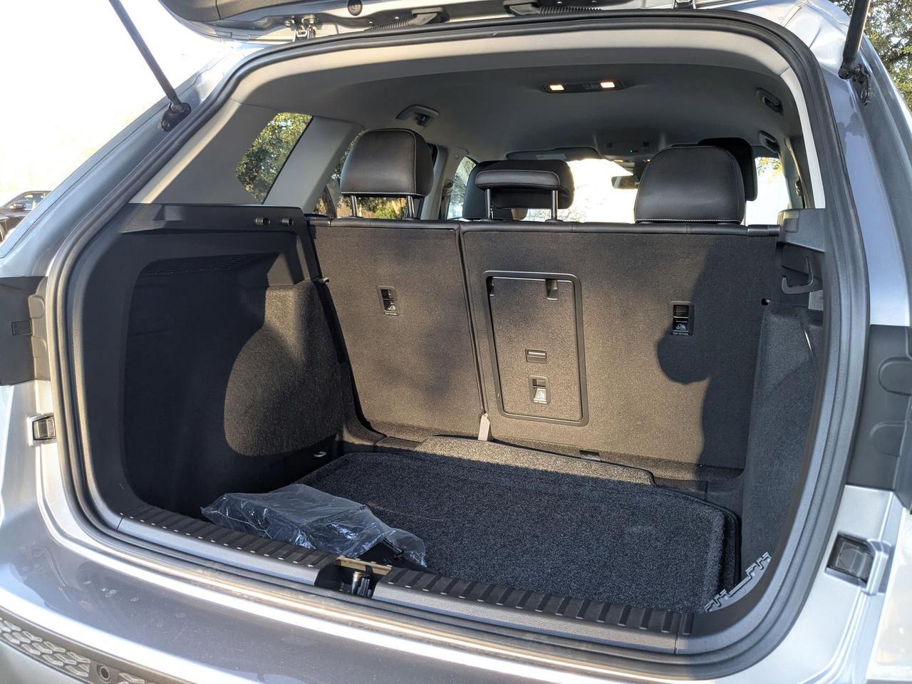 2025 Volkswagen Taos SE San Antonio TX