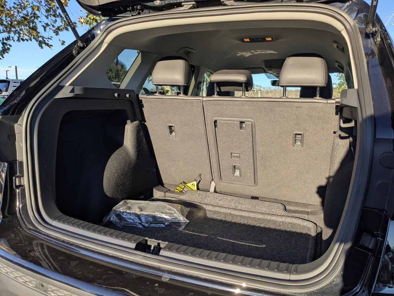 2025 Volkswagen Taos SE San Antonio TX