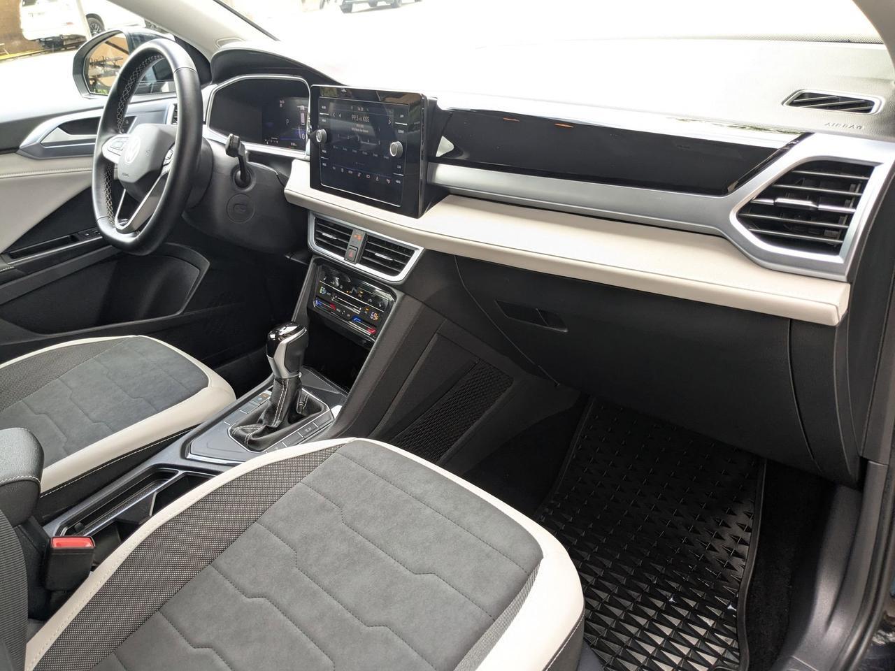 2025 Volkswagen Taos SE San Antonio TX