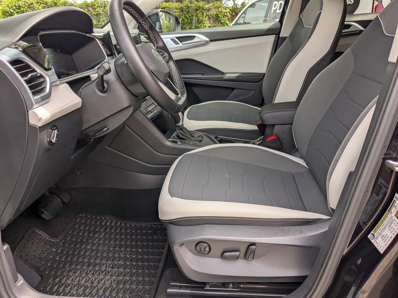 2025 Volkswagen Taos SE San Antonio TX