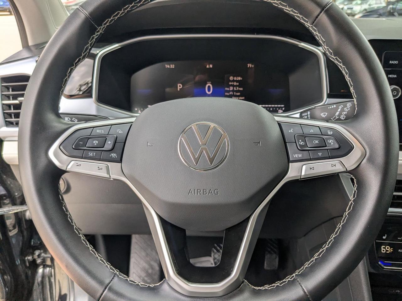 2025 Volkswagen Taos SE San Antonio TX
