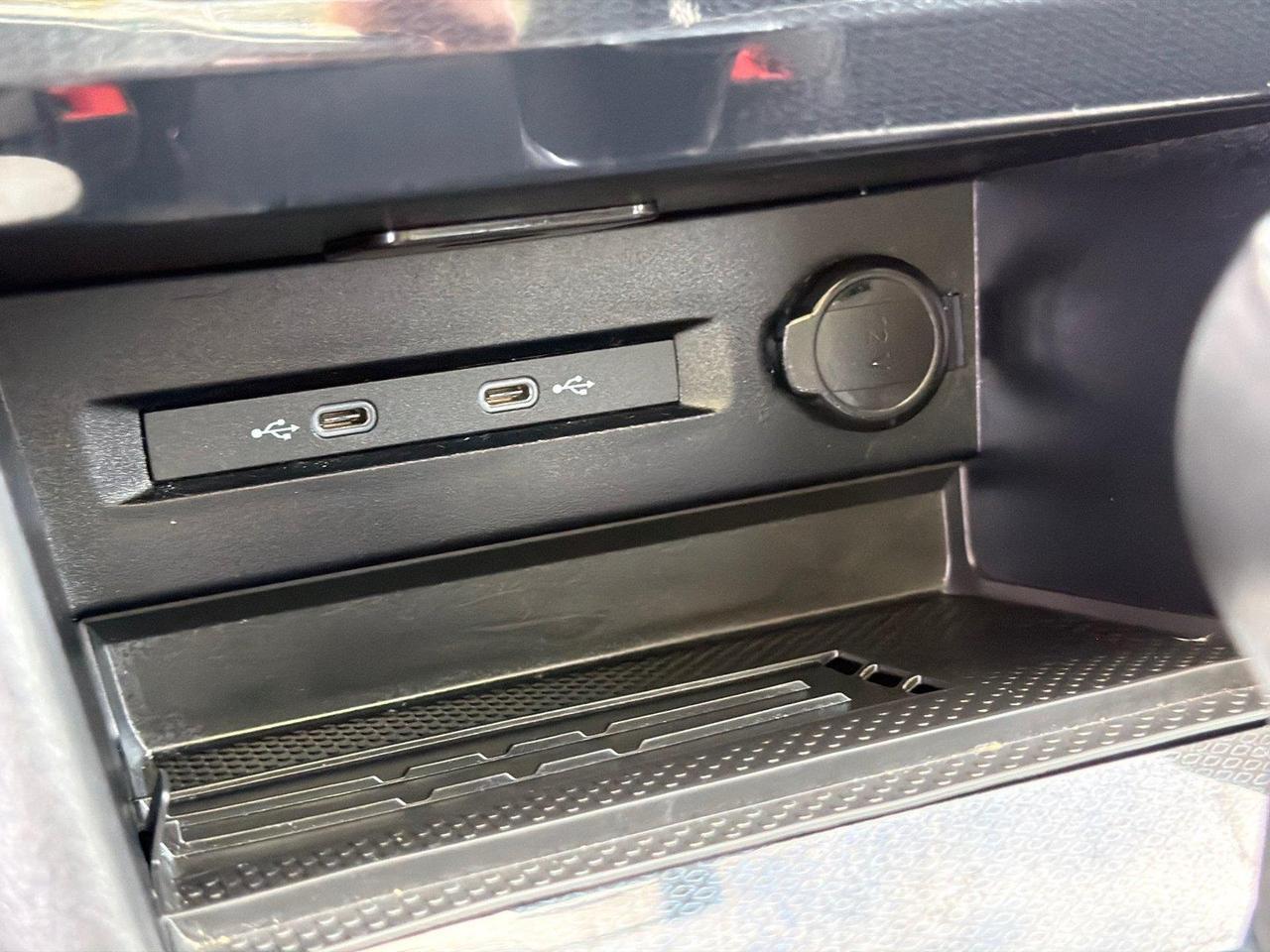 2025 Volkswagen Taos SE Hagerstown MD
