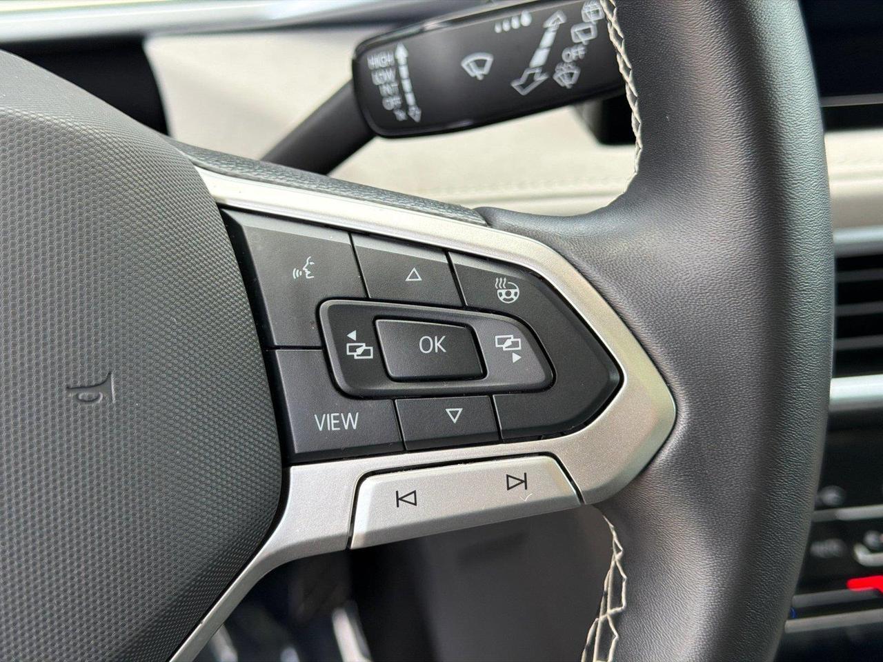 2025 Volkswagen Taos SE Hagerstown MD